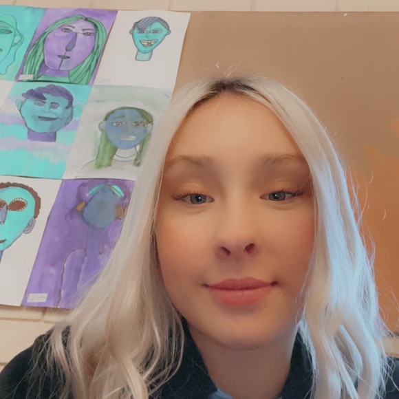 Meet your Posher, Ashlee - Picture 1 of 1